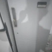 یه یخچال تروتمیز سالم