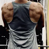 مربی بین المللی بدنسازی و فیتنس