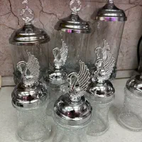 تعدادی لوازم اشپزخانه