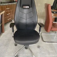 فروش فوری میز و صندلی اداری و املاک|مبلمان اداری|لاهیجان, کوه بیجار|دیوار