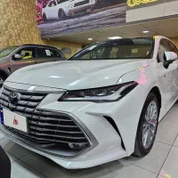 تویوتا آوالون