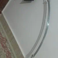 اواژور و میز تلفن