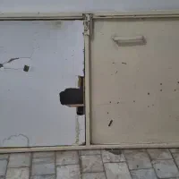 درب آهنی و ضایعات