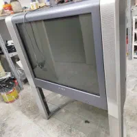 تلویزیون سونی ۲۹ اینچ با میز فابریک