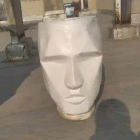 گلدان مدرن و گلدان بزرگ