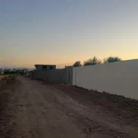 ۵۰۰ متر زمین دیوارکشی شده داخل محدوده شهری