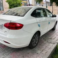 جک ‌j4 تمام فابریک گارانتی فعال در حد خشک قیمت خوب