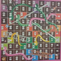 بازی منچ و مار و پله چوبی