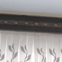 تاج پرده چوبی