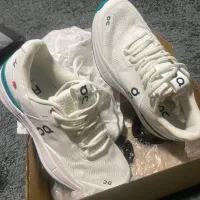 کفش پدل و تنیس