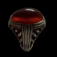 انگشتر عقیق سرخ یمنی کهنه پایه فدیوم