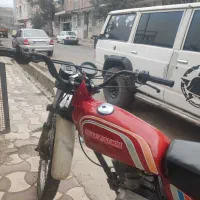 سوزوکی تی اس 125