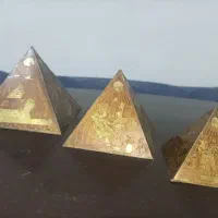 تعدادی وسایل تزئیتی منزل . پاپیروس اصل|صنایع دستی و سایر لوازم تزئینی|خرمشهر, |دیوار