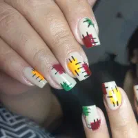 کاشت ناخن شهرک سیمرغ|خدمات آرایشگری و زیبایی|برخوار, |دیوار