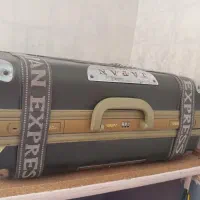 چمدان تمیز و بزرگ