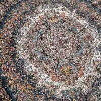 یک تخته فرش نه متری و۳عددپادری