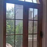 ساخت انواع دروپنجره آلومینیومی و یوپی وی سی