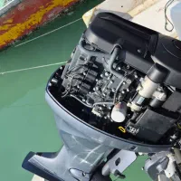 موتور قایق ۱۰۰ یاماها و تشت ۲۷ فوت بندری