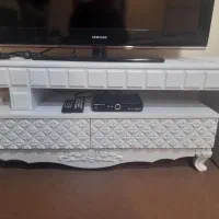 تلویزیون ۴۲سامسوگ و میز تلویزیون و گیرنده دیجیتال|تلویزیون و پروژکتور|صومعهسرا, |دیوار