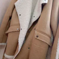 پالتو بوفالو|لباس|رشت, چمارسرا|دیوار