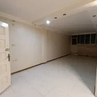81-متری