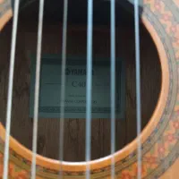 گیتار یاماها c40