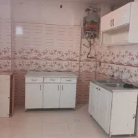 آپارتمان۵۰متری طبقه سوم روی مغازه