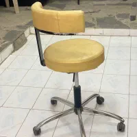 تجهیزات سالن زیبایی|آرایشگاه و سالن‌های زیبایی|میاندوآب, |دیوار