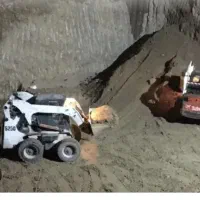 اجاره بابکت وحمل نخاله توسط کامیونت