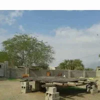 تعدادی تخت دوطبقه فلزی با تشک استوک