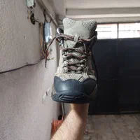 بوت اورجینال برند merrell سی میلیون ت زیر قیمت|کیف، کفش، کمربند|لاهیجان, امیرشهید|دیوار