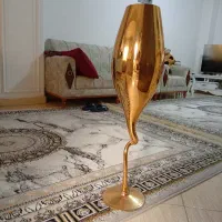 دوعدد گلدان طلایی