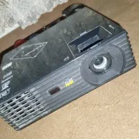 پرژکتور‌‌کیفیت خیلی بالا با پخش صدای قوی