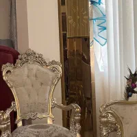 ساعت ایستاده اینه ای