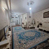 ۶۸ متری اردستانی با آسانسور(املاک حسینی)