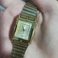 ساعت قدیمی و کمیاب