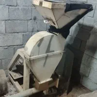 آسیاب غلات وادویه جات تک فاز درمنوجان.