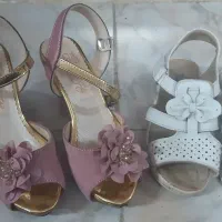 کفش بچگانه