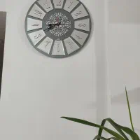 ساعت مدرن آینه ای