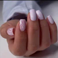 خدمات تخصصی کاشت و ترمیم ناخن