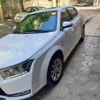 دنا پلاس توربو ۵ دنده مدل ۹۹ سانروف دار