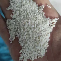 برنج نیمدانه خوش طعم وعطر