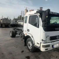 ماشین کاویان gls۱۰۶ رنگ سفید شاسی