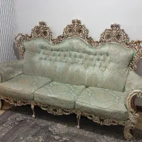 مبل سلطنتی در حد نو سالم 9نفره به همراه میز عسلی