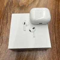اپل ایرپاد ۳  Apple AirPods 3