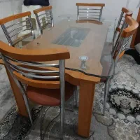 میز غذاخوری