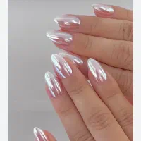 ارائه انواع خدمات ناخن