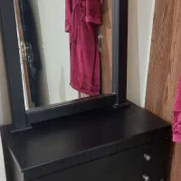 تخت خواب ۲نفره +تشک و دراور و۲عدد پاتختی و آینه