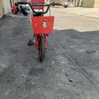 دوچرخه قرمز رنگ ۱۲