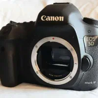 دوربین عکاسی در حد نو